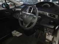 Honda FREED лот № 30086 оценка 4  с аукциона в Японии 6