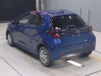 Toyota YARIS лот № 30089 оценка 3.5  с аукциона в Японии 5