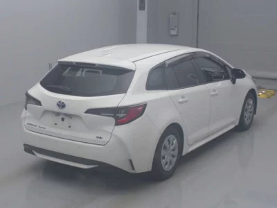 Toyota COROLLA TOURING  с аукциона в Японии