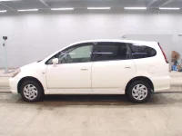 Honda STREAM лот № 3124 оценка 4  с аукциона в Японии 3