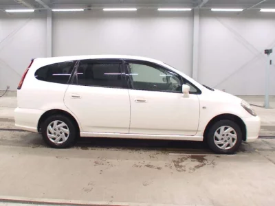 Honda STREAM  с аукциона в Японии