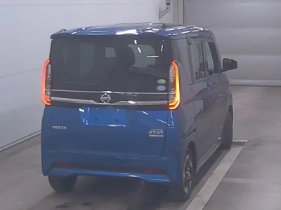 Nissan ROOX  с аукциона в Японии