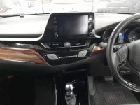 Toyota C-HR лот № 30162 оценка 5  с аукциона в Японии 8