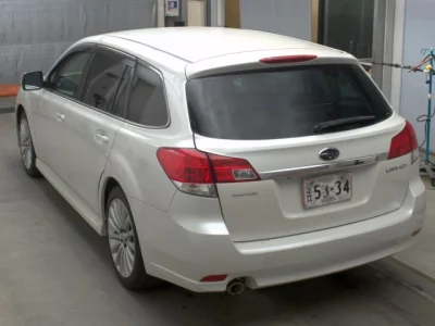 Subaru LEGACY  с аукциона в Японии