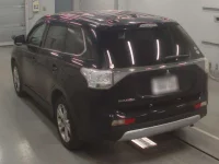 Mitsubishi OUTLANDER лот № 10701 оценка 3.5  с аукциона в Японии 5