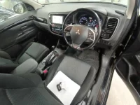 Mitsubishi OUTLANDER лот № 10701 оценка 3.5  с аукциона в Японии 6