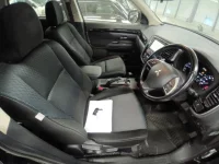 Mitsubishi OUTLANDER лот № 10701 оценка 3.5  с аукциона в Японии 7