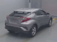 Toyota C-HR лот № 546 оценка R  с аукциона в Японии 1