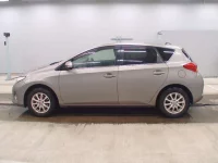 Toyota AURIS лот № 3131 оценка RA  с аукциона в Японии 3