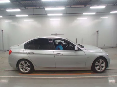 BMW 3-Series  с аукциона в Японии