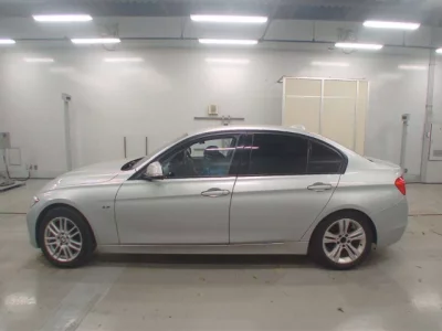 BMW 3-Series  с аукциона в Японии