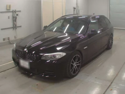 BMW 5-Series  с аукциона в Японии