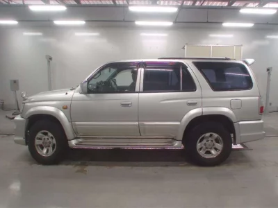 Toyota HILUX SURF  с аукциона в Японии