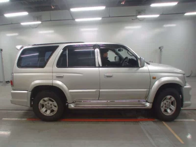 Toyota HILUX SURF  с аукциона в Японии