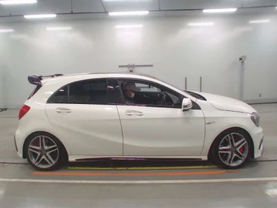 Mercedes-Benz AMG  с аукциона в Японии