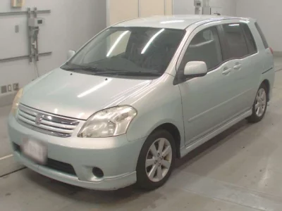 Toyota RAUM