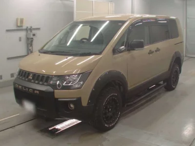 Mitsubishi DELICA D5