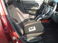 Toyota RAIZE лот № 30113 оценка R  с аукциона в Японии 7