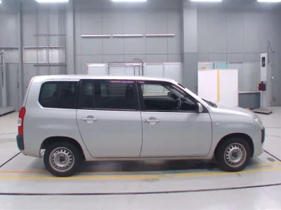 Toyota SUCCEED