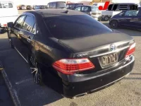 Toyota CROWN лот № 116 оценка 3.5  с аукциона в Японии 1
