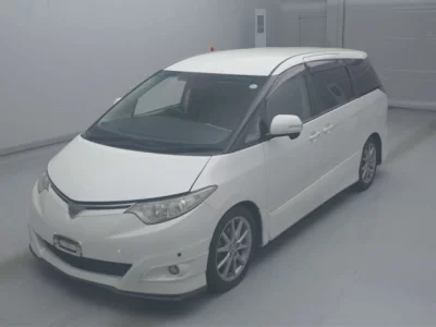 Toyota ESTIMA  с аукциона в Японии