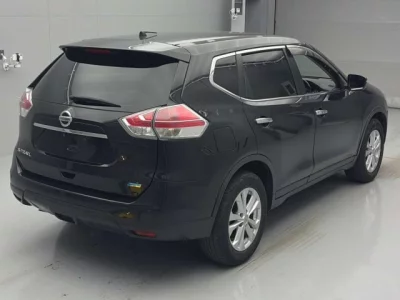 Nissan X-TRAIL  с аукциона в Японии