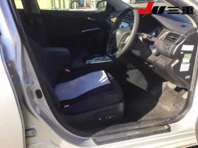 Toyota CAMRY  с аукциона в Японии