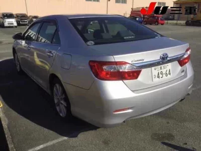 Toyota CAMRY  с аукциона в Японии