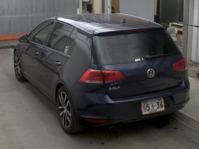 Volkswagen GOLF  с аукциона в Японии