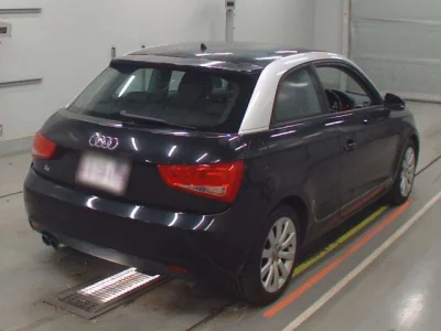Audi A1  с аукциона в Японии