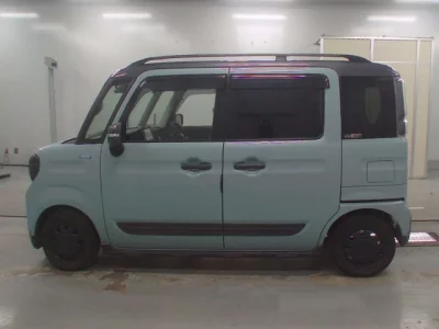 Suzuki SPACIA GEAR  с аукциона в Японии