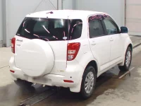 Toyota RUSH лот № 3156 оценка 3  с аукциона в Японии 1