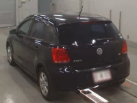 Volkswagen POLO лот № 38270 оценка RA  с аукциона в Японии 5