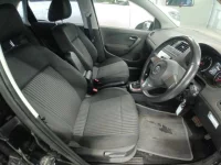 Volkswagen POLO лот № 38270 оценка RA  с аукциона в Японии 7