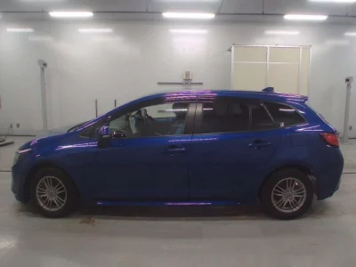 Toyota COROLLA TOURING  с аукциона в Японии