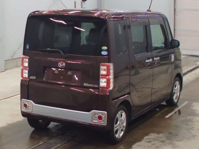 Daihatsu WAKE  с аукциона в Японии