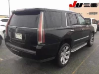 GM CADILLAC ESCALADE лот № 6511 оценка 3.5  с аукциона в Японии 5