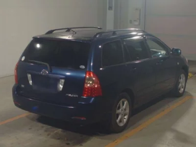 Toyota COROLLA FIELDER  с аукциона в Японии