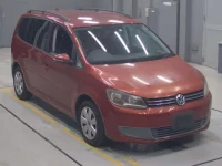Volkswagen GOLF TOURAN лот № 30127 оценка 3.5  с аукциона в Японии 4
