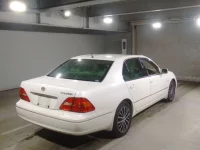 Toyota CELSIOR лот № 574 оценка RA  с аукциона в Японии 1