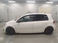 Volkswagen GOLF лот № 38277 оценка 3.5  с аукциона в Японии 3