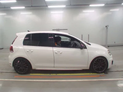 Volkswagen GOLF  с аукциона в Японии