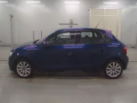 Audi A1 лот № 38281 оценка 4  с аукциона в Японии 3