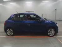 Audi A1 лот № 38281 оценка 4  с аукциона в Японии 2