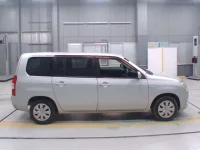 Toyota PROBOX лот № 30136 оценка 3  с аукциона в Японии 2