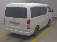 Toyota HIACE лот № 84 оценка 3.5  с аукциона в Японии 1