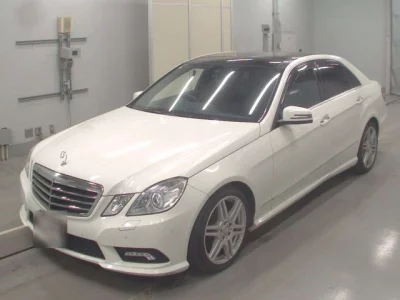 Mercedes-Benz E CLASS  с аукциона в Японии