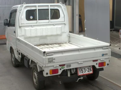 Nissan CLIPPER TRUCK