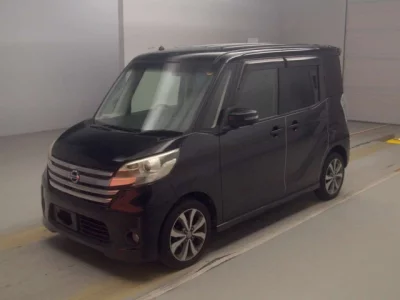 Nissan DAYZ ROOX  с аукциона в Японии