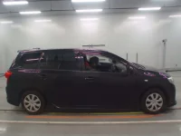 Toyota COROLLA FIELDER лот № 30210 оценка 3.5  с аукциона в Японии 2